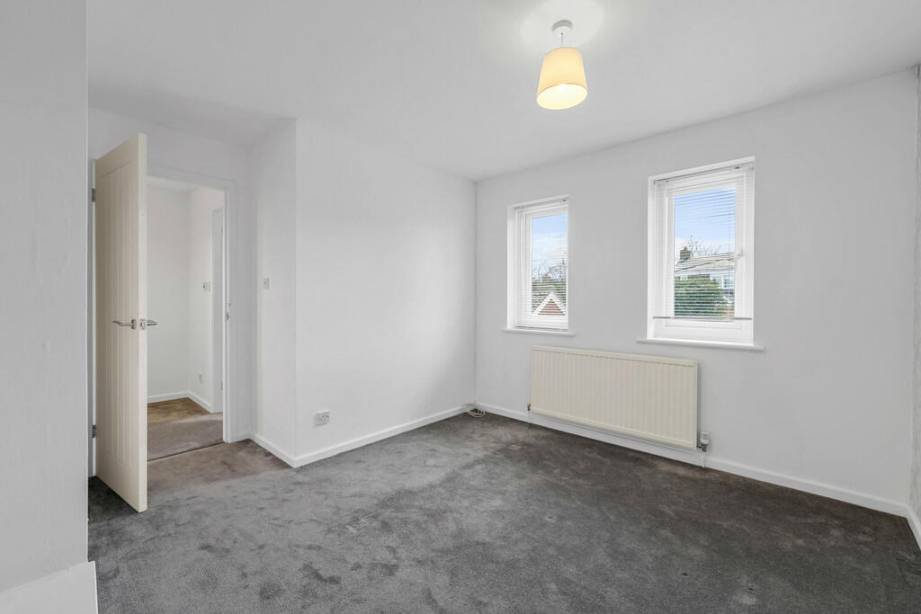 1 Wayside Court, ...