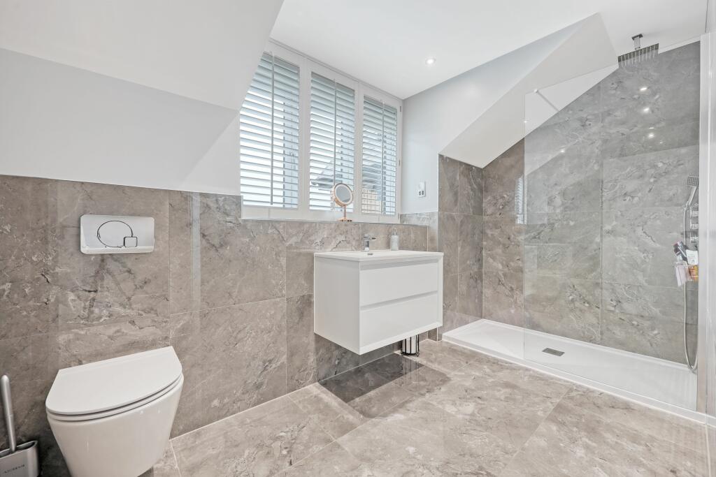 Bedroom Two En-Suite