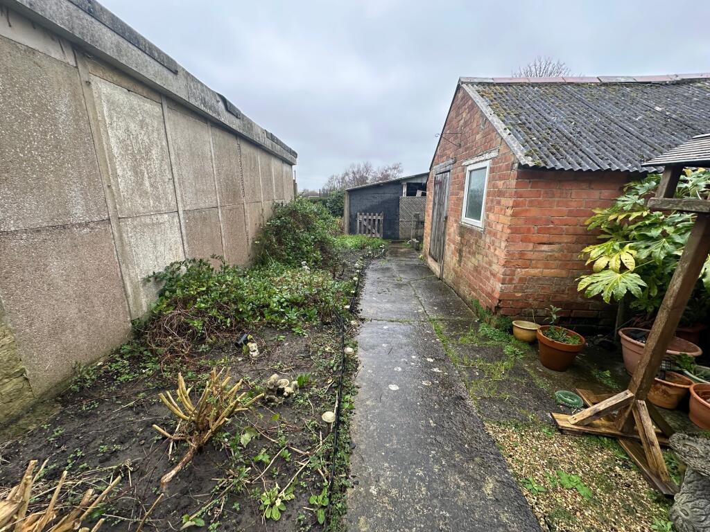 Rear Garden Top