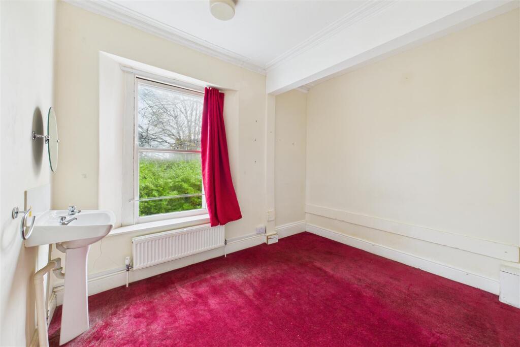 20 Cambridge Road, Clevedon, North Somerset BS21 7