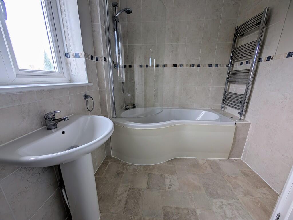 PXL_20250424_1056...