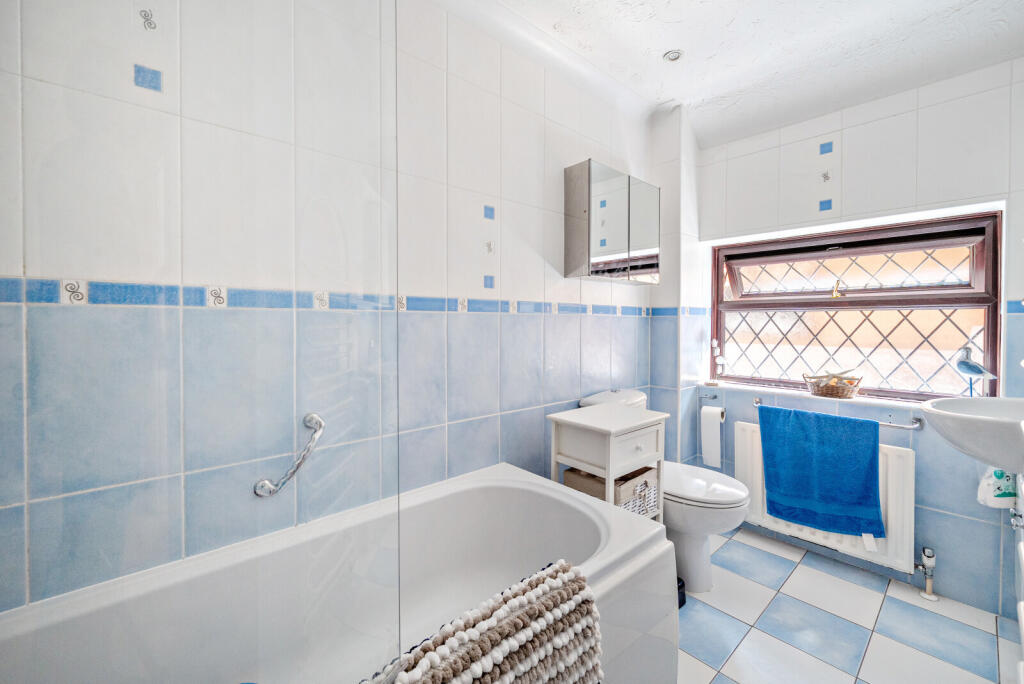 1313286-8-6854538...