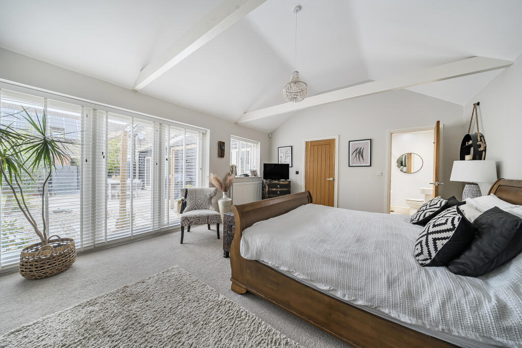 13688511168ed2483bfe5e