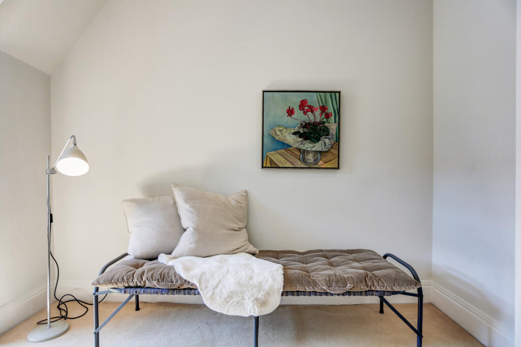 bedroom3