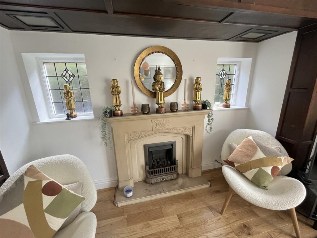 Lounge Fireplace Feature .jpg