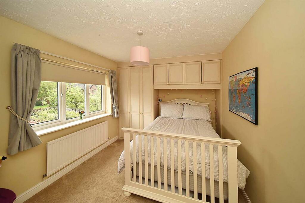 15 Fletcher Bed4.jpg