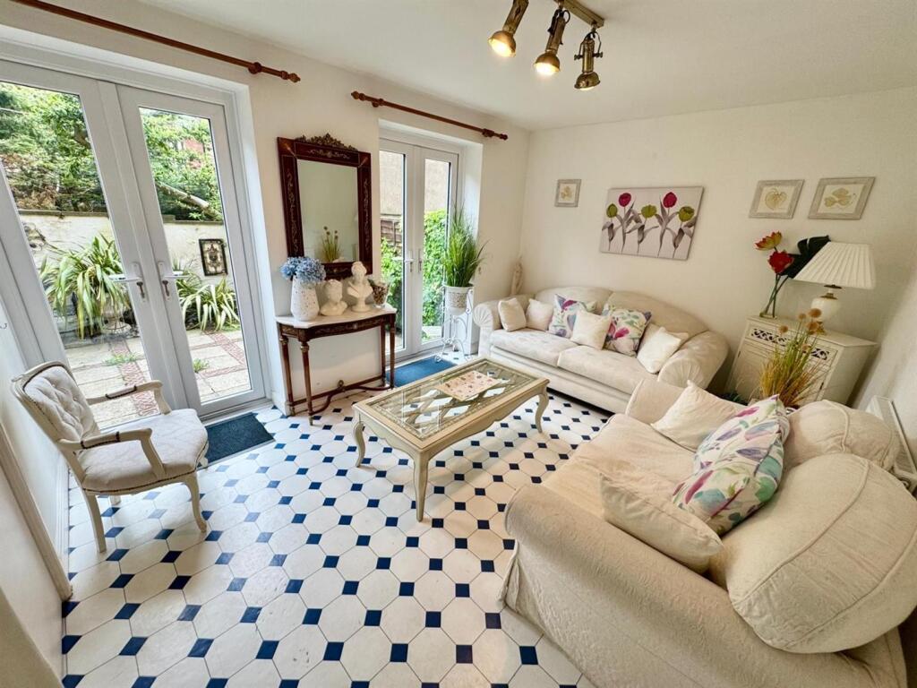 garden room 1.jpg