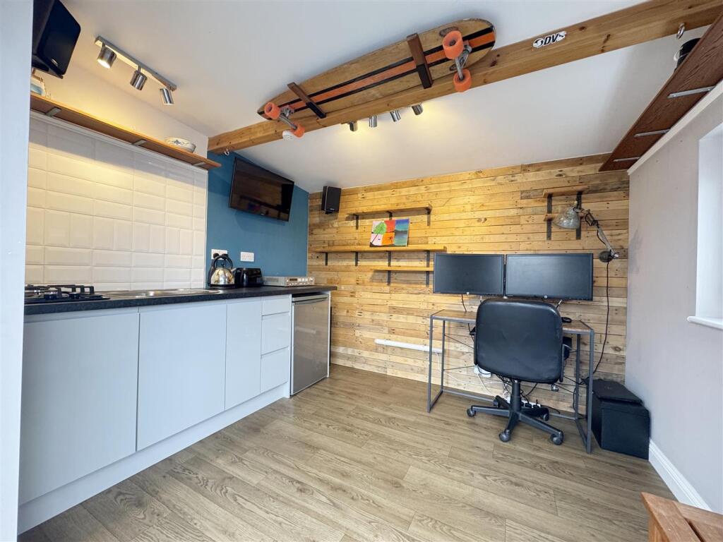 Home Office/Garden Room