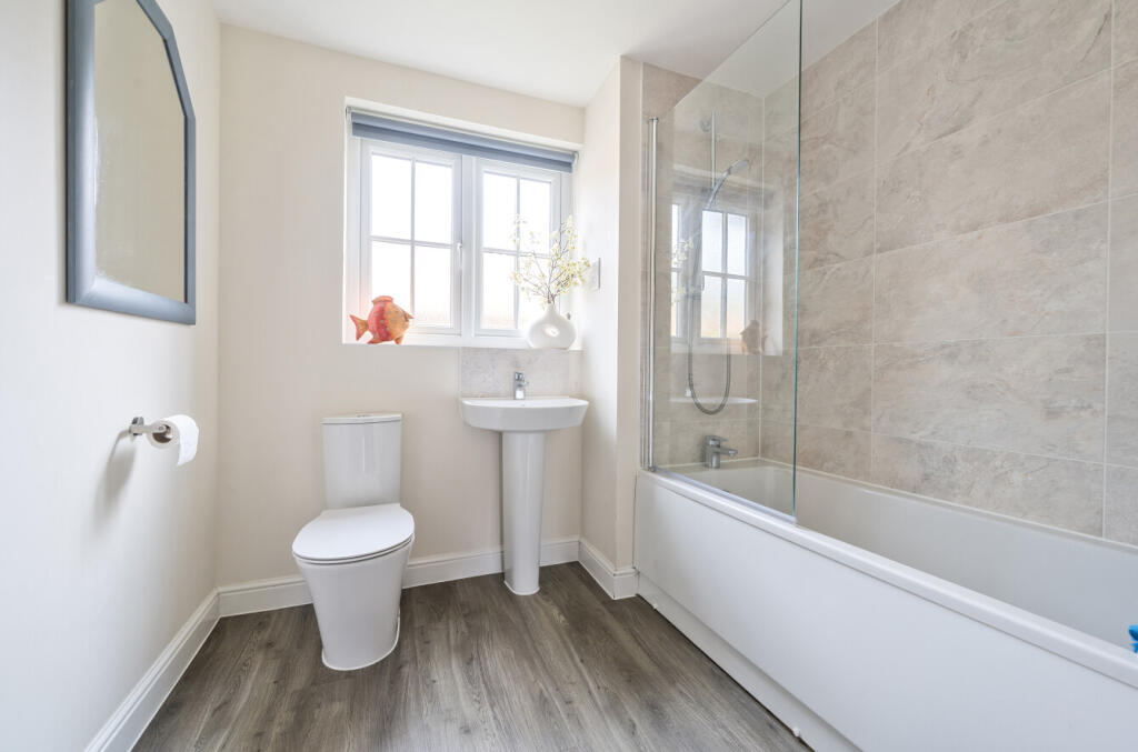 1333905-7-688b6e5...