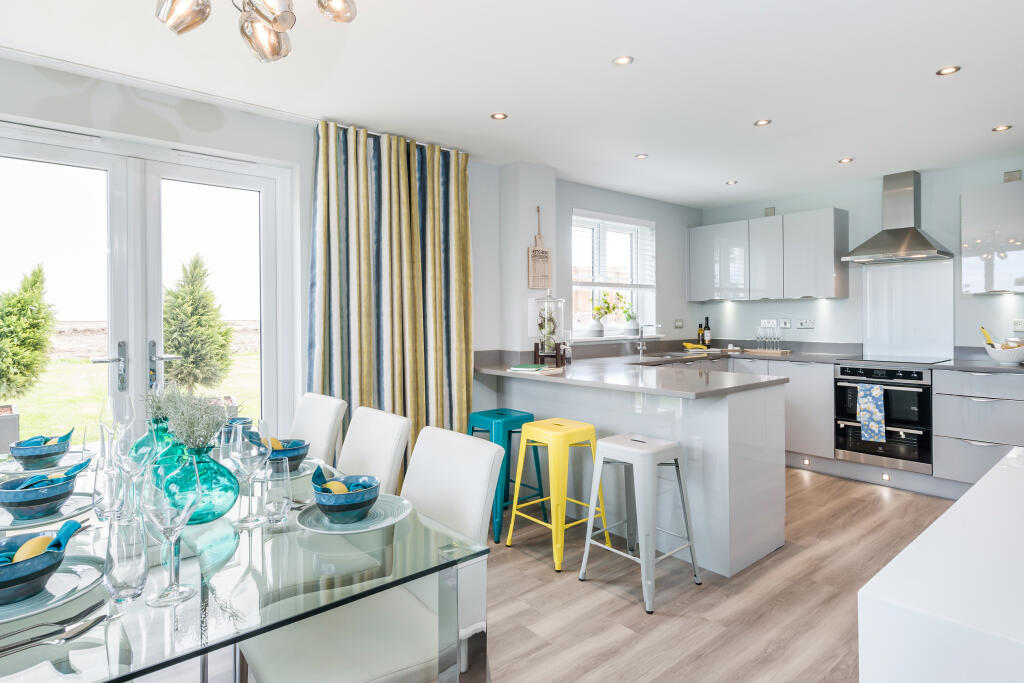 Craigston 4 bedroom home, kitchen/dining room