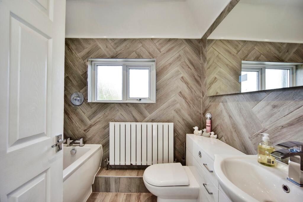 Modern Family Bathroom