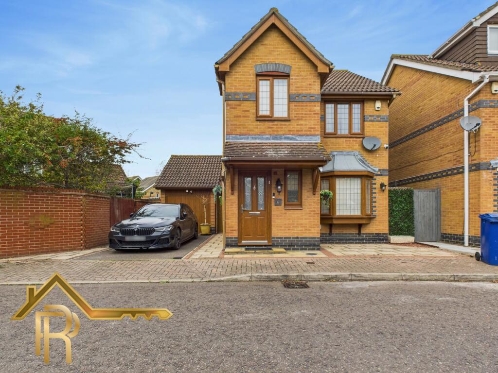 Poplar Close, RM15