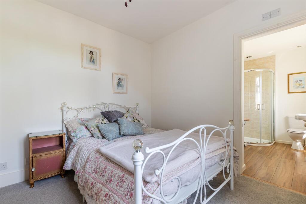 A25 - Highfield Culver Lane South Brent - 250430.j