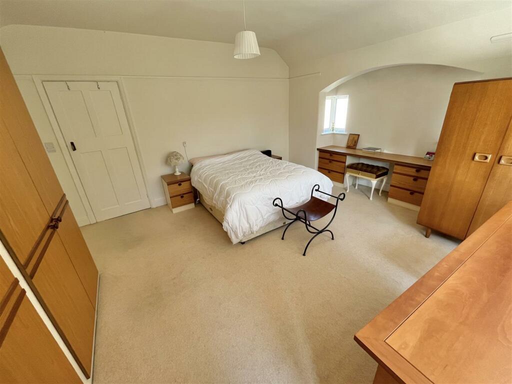 Bedroom 2 Aspect 3.jpg