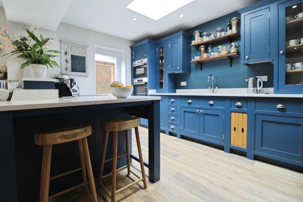 Kitchen Breakfast Family Room