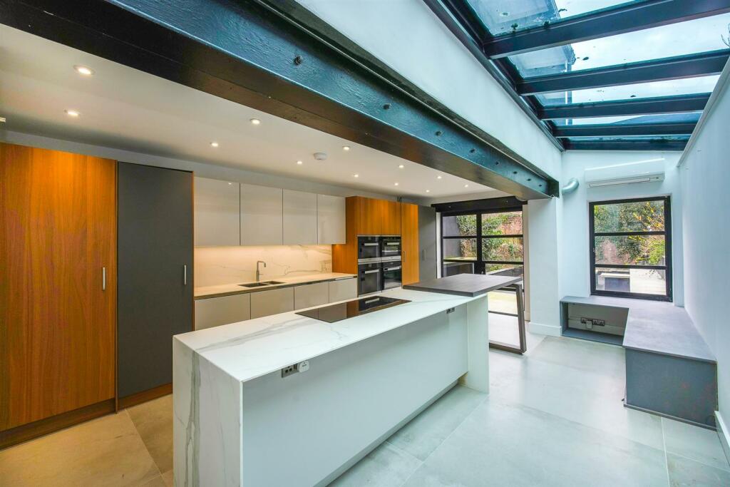 49_Pontcanna_Street-3.jpg