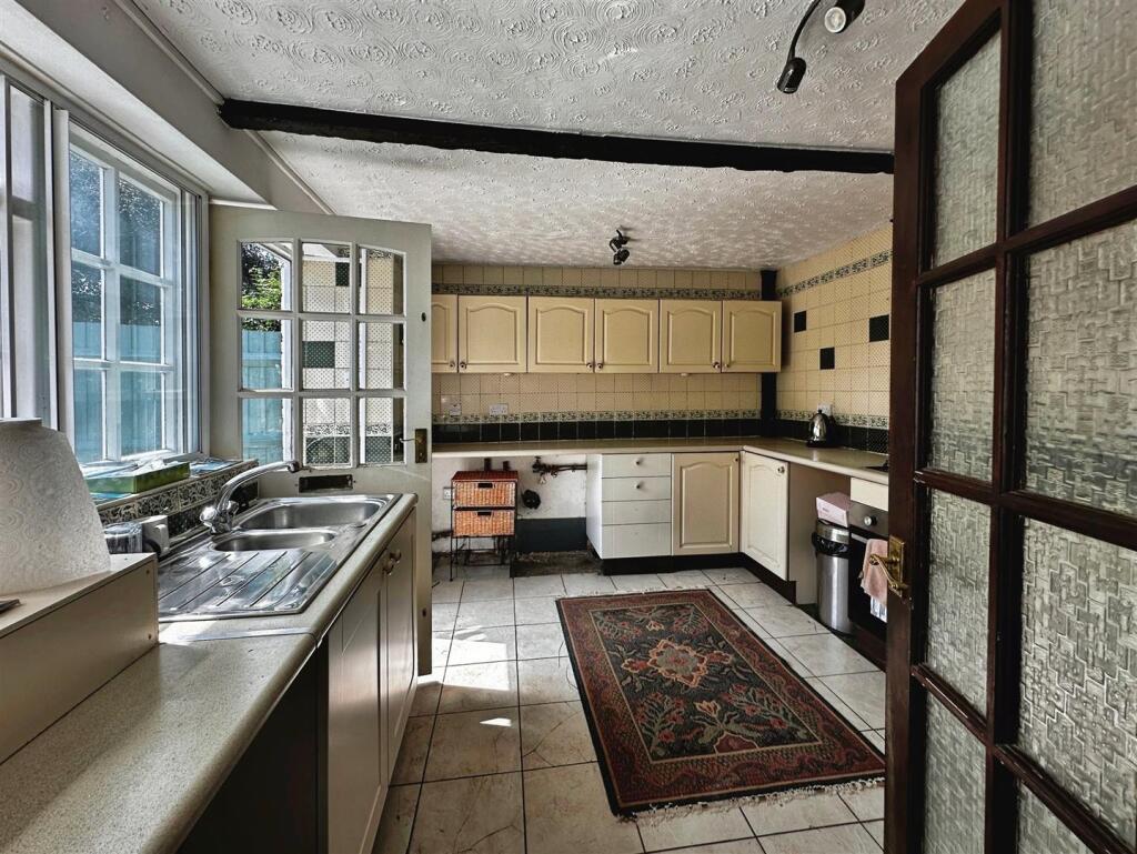 3ff2f1c0-4-4A4B-9938-17AC42E445CD-8890-000002E7B0A