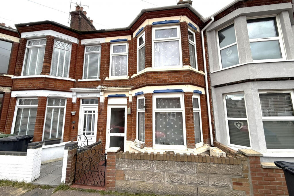 A SPACIOUS BAY FRONTED TERRACED HOUSE IN GREAT YA