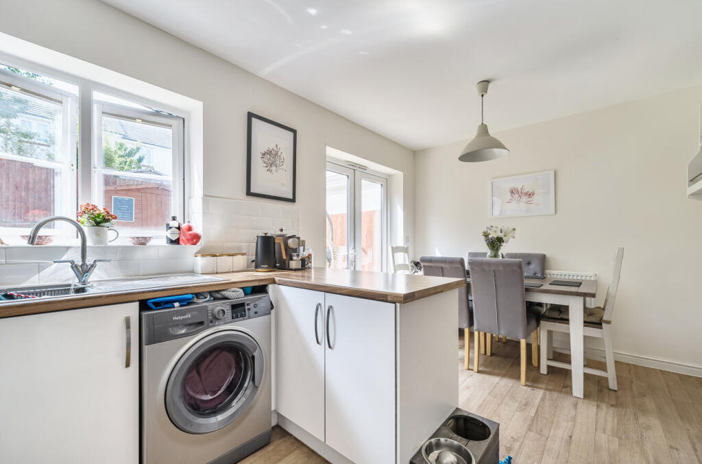 1335695-15-689b27...