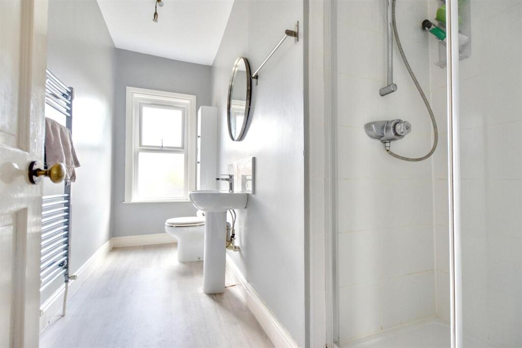 En Suite.jpeg