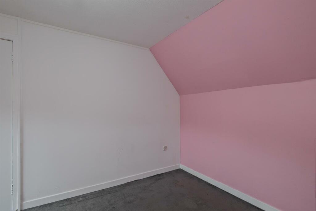 024-50 Allanton Grove, Wishaw.jpg