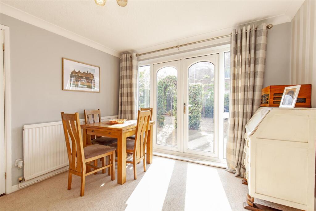 Reception Room-5.jpg