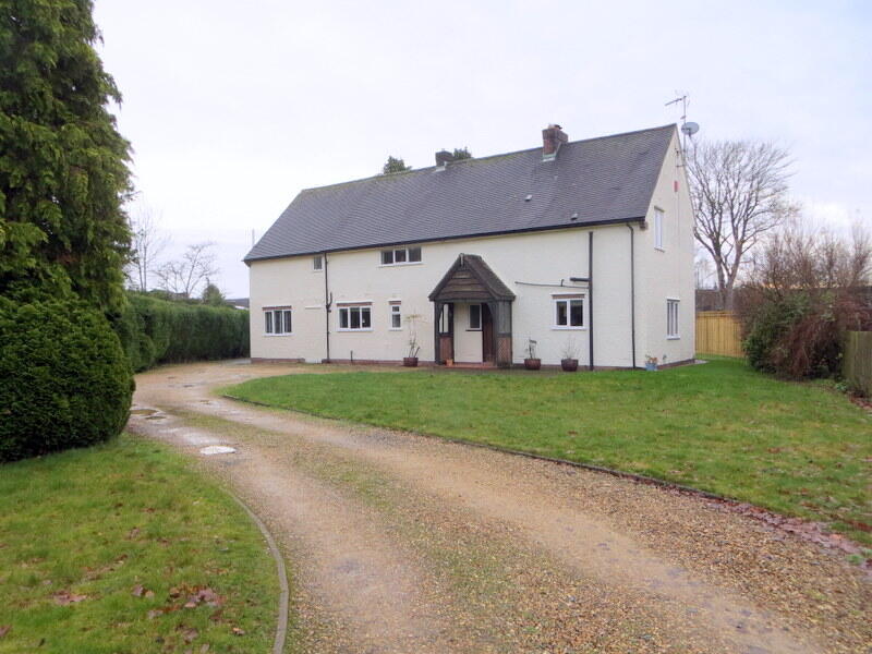 Murmur y Coed, Guilsfield, Welshpool, Powys, SY21 9PP