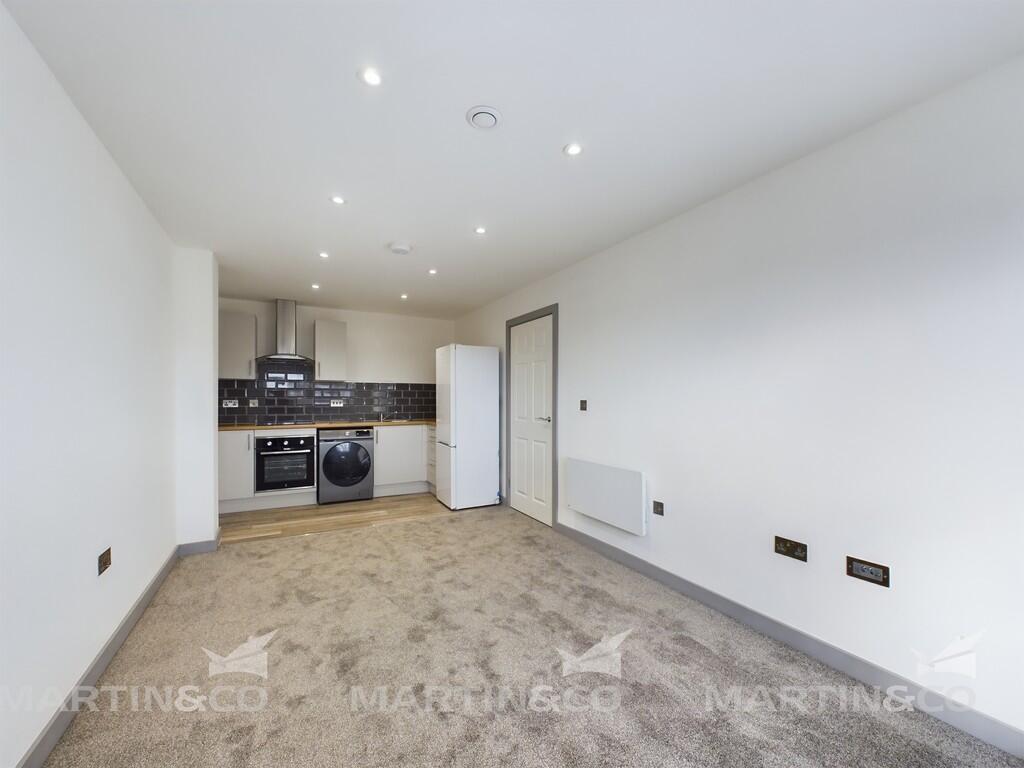 CAM02406G0-PR0404...