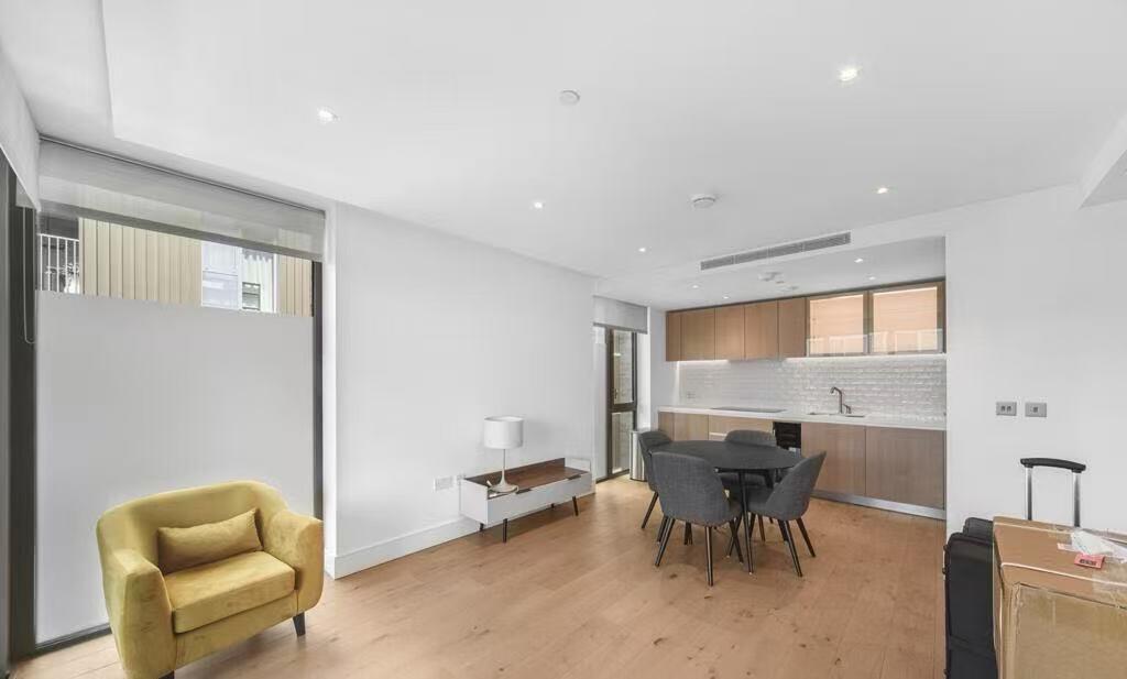 Radley House,  POWD, Battersea Park, SW11