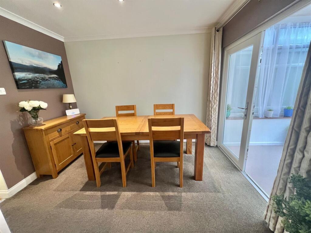 Bramleys Estate Agents - The Drive - Hipperholme (