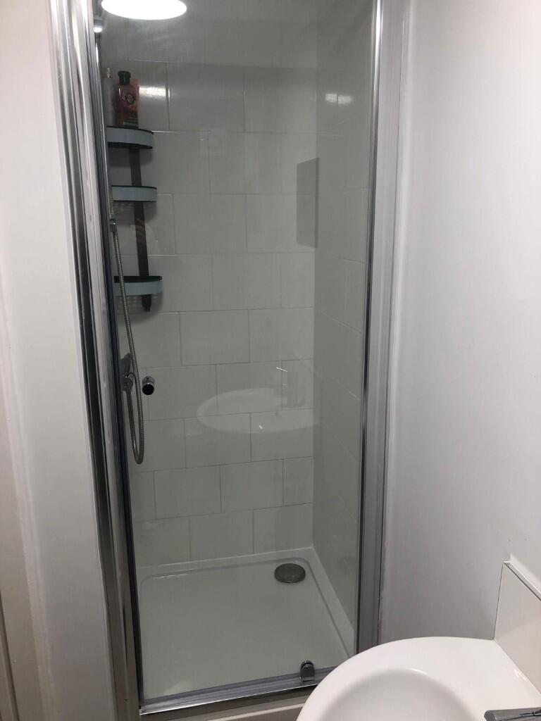 Ensuite Shower