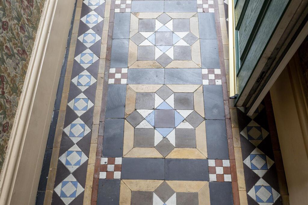 7_Earlsborough_Terrace_8.jpg