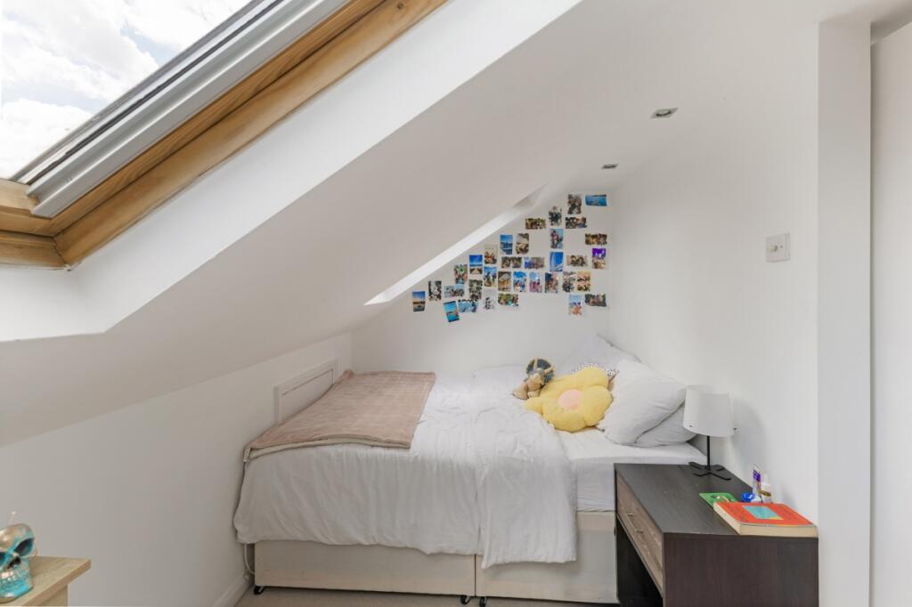 94937_80B-Bathurs...