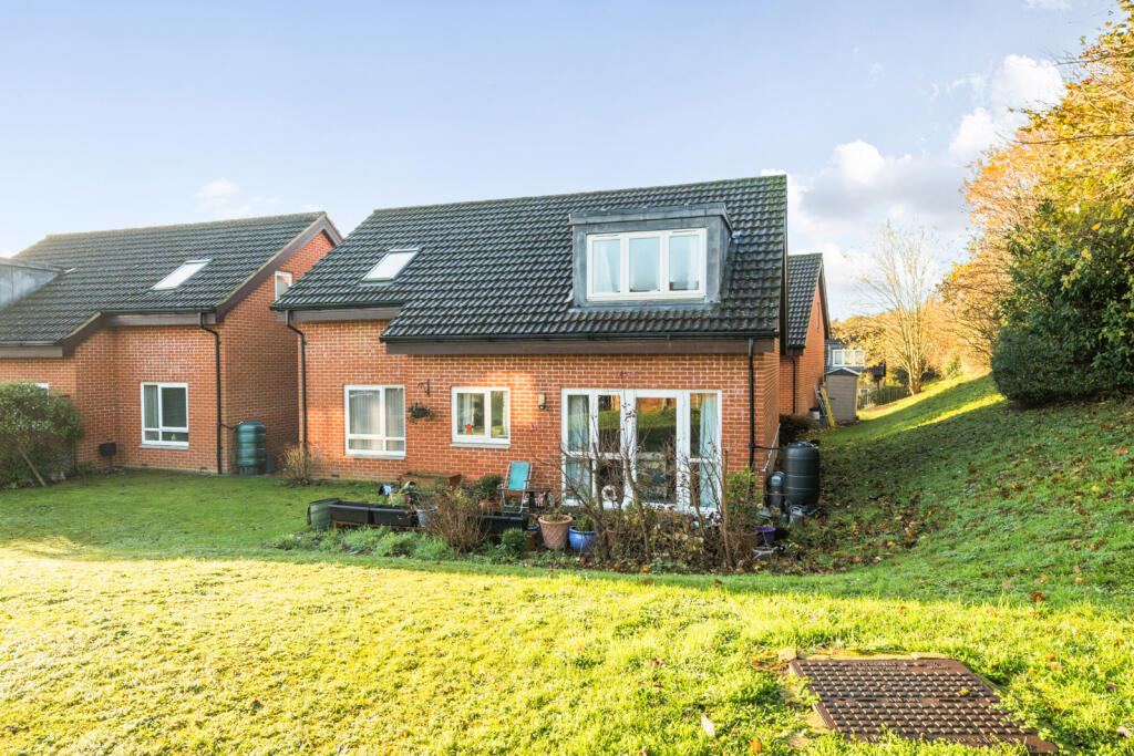 1385886-18-692ebe...