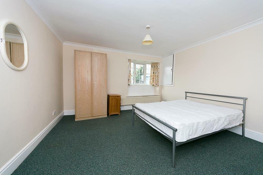 room-3-1.jpg