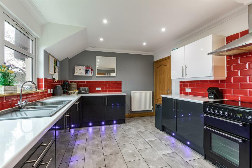 3 William Law Gardens Galashiels 17.JPG