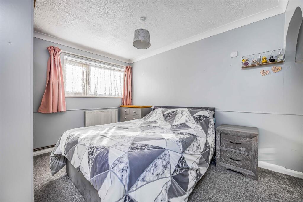 3 Lime Grove, Paulsgrove-Small-PorticoMarketing-Ne