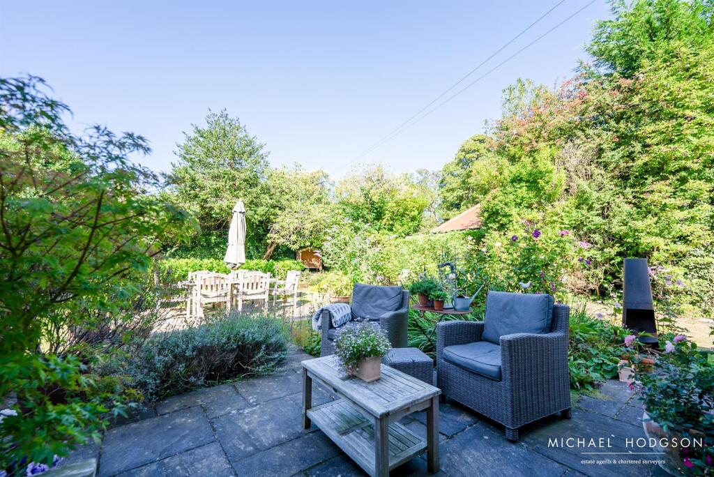 21, Laburnum Grove-64.jpg