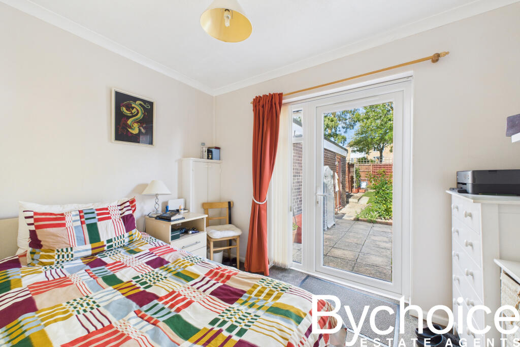 CAM05454G0-PR0056-STILL003