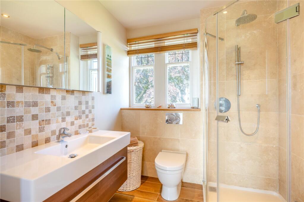 Principal Ensuite