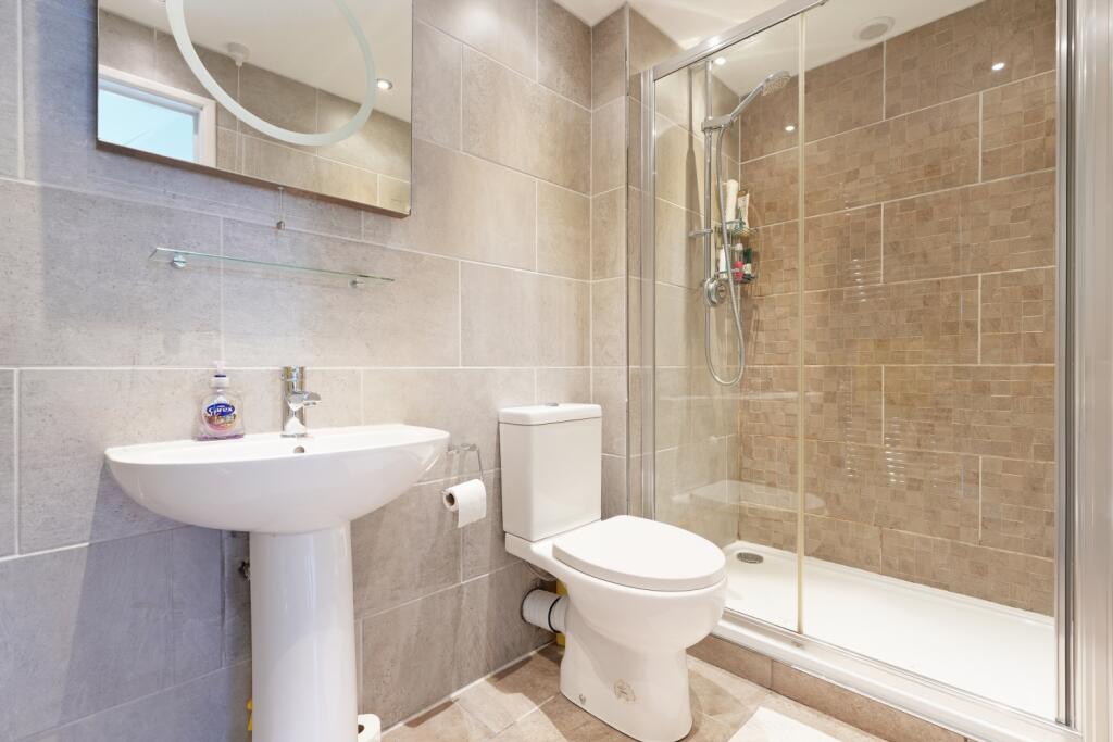 Ensuite