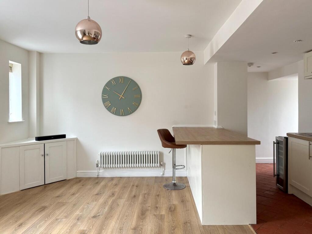 Open Plan Living/Dining/Kitchen