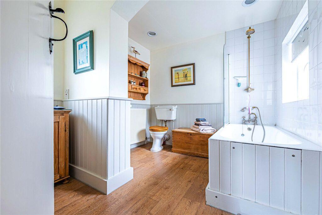 170 Merry Hill Road Bathroom 1.jpg