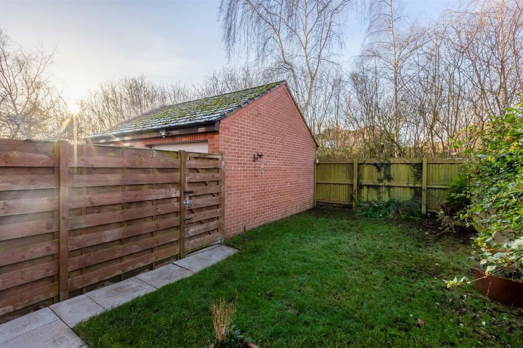 Fletton_Road_83_External-5[1].jpg