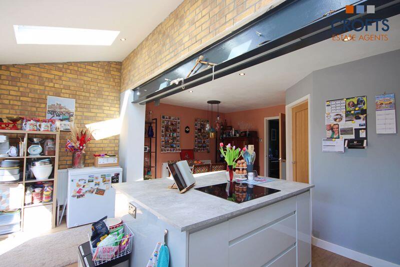Kitchen-diner view 3