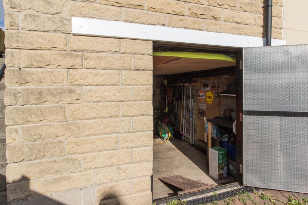 20 Coppin Hall Lane WF14 0EJ - Adam Hendry EweMove