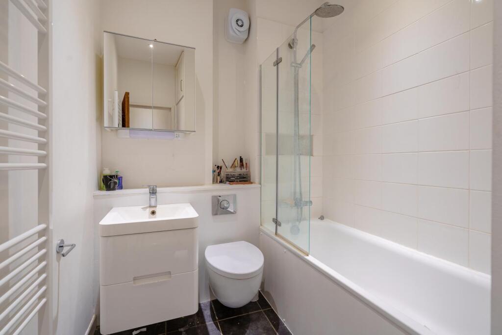 8407023-interior21-800.jpg