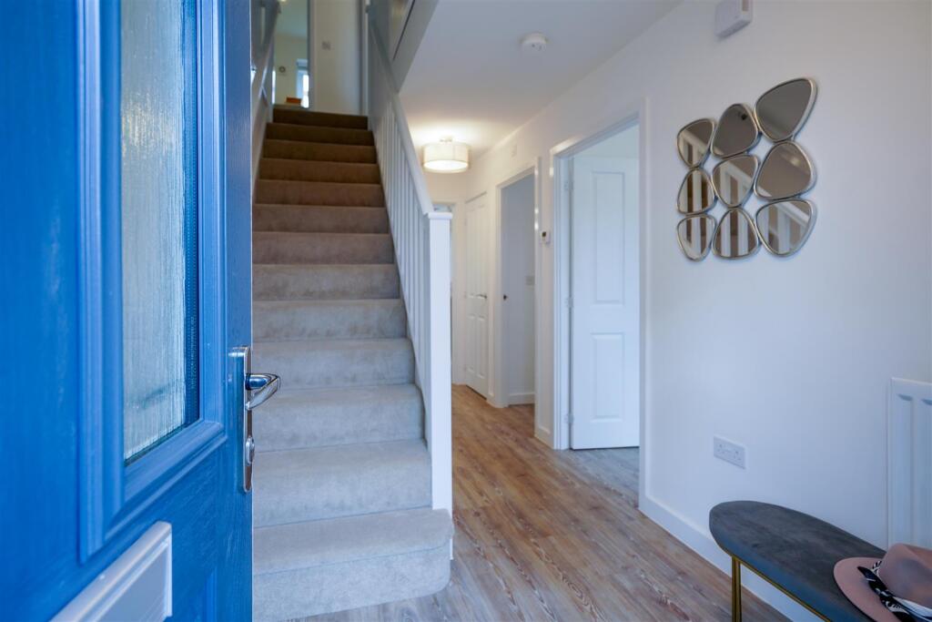 Crest Nicholson (37).jpg