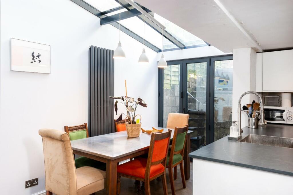 4 Pera Place, Bath, BA1 5NX-4.jpg