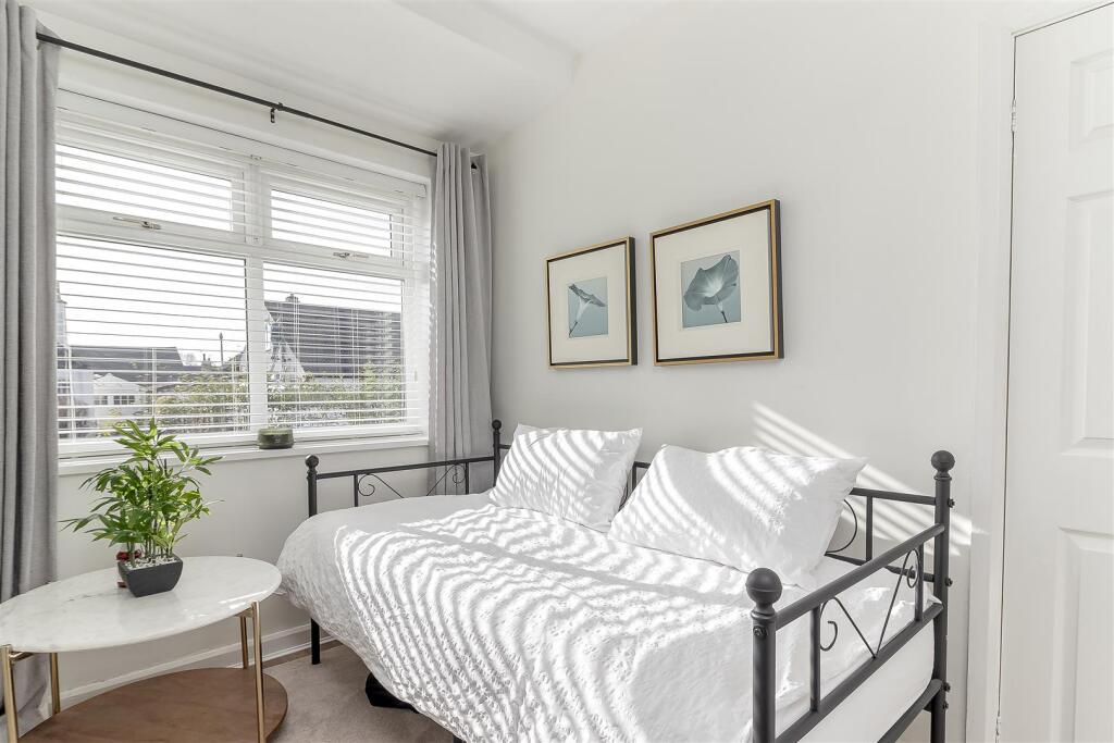 Bedroom 3 - B.jpg
